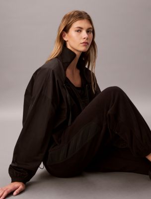 Женские брюки Calvin Klein Mixed Media Fleece Joggers — фото 5