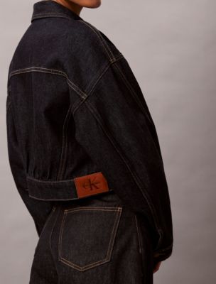 Женские куртки Calvin Klein Cropped Relaxed Denim Trucker Jacket — фото 5