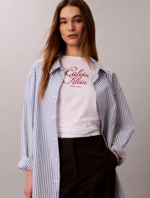 Женские футболки Calvin Klein Script Logo Graphic Classic T-Shirt — фото 4
