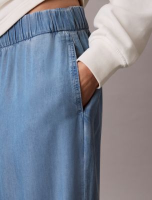 Женские джинсы Calvin Klein Relaxed Denim Pull-On, цвет: Мягкий синий — фото 4