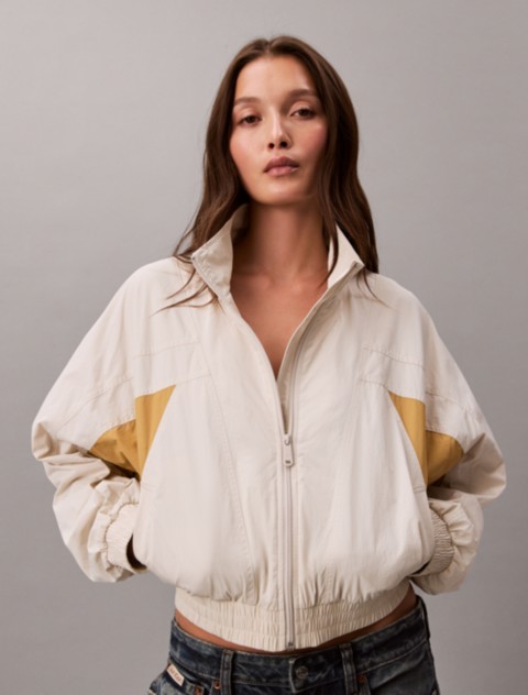 Женские куртки Calvin Klein Colorblock Dolman Sleeve Cropped Jacket