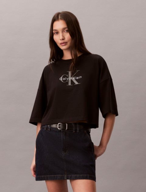 Женские футболки Calvin Klein Monologo Cropped Boxy T-Shirt