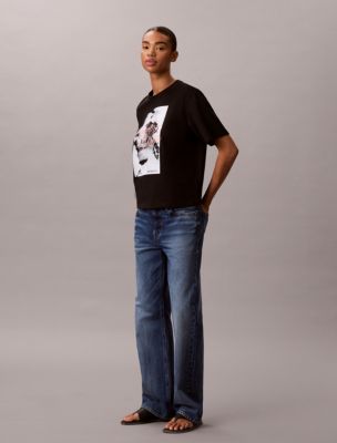 Женские футболки Calvin Klein Faded Script Logo Graphic Boxy T-Shirt — фото 5