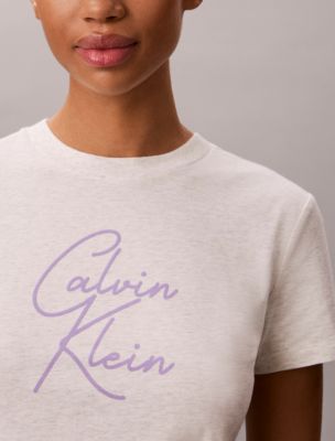 Женские футболки Calvin Klein Raised Script Logo Graphic Slim T-Shirt — фото 5