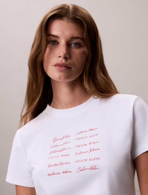 Женские футболки Calvin Klein Logo Font Graphic Slim T-Shirt