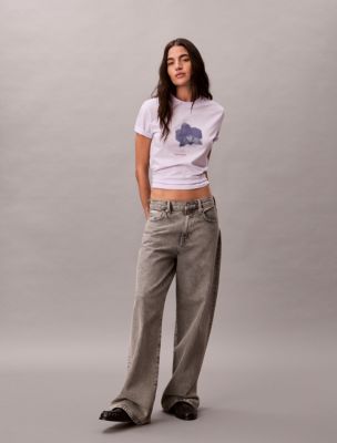 Женские футболки Calvin Klein Blur Floral Graphic Classic T-Shirt — фото 6