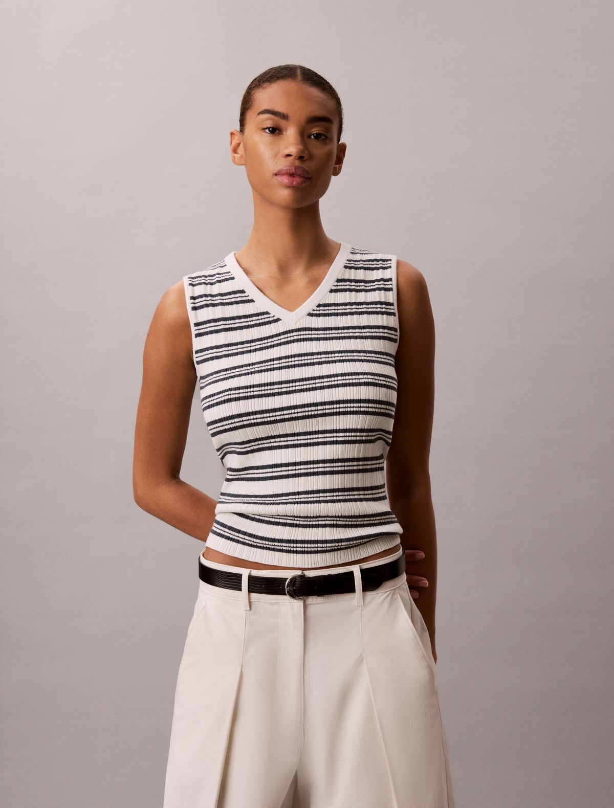 Rib V-Neck Tank Top