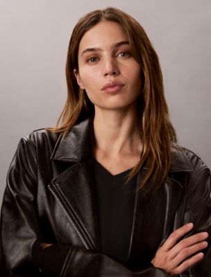 Женские куртки Calvin Klein Faux Leather Moto Jacket — фото 2