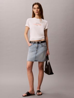 Женские футболки Calvin Klein Bold Logo Graphic Classic T-Shirt — фото 5