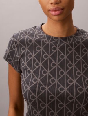 Женские футболки Calvin Klein Emblem Logo Baby Tee — фото 3