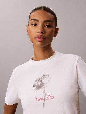 Женские футболки Calvin Klein Floral Graphic Classic Tee — фото 2