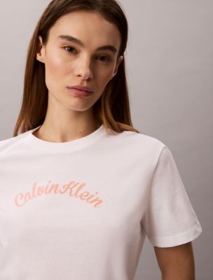 Женские футболки Calvin Klein Felt Logo Graphic Classic T-Shirt — фото 2