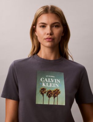 Женские футболки Calvin Klein Palm Tree Logo Graphic T-Shirt — фото 5