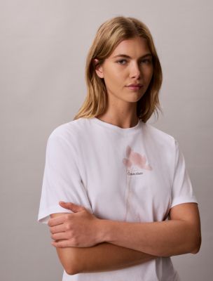 Женские футболки Calvin Klein Floral Logo Graphic Boxy T-Shirt — фото 6