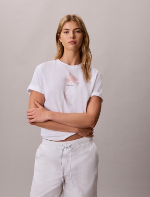 Женские футболки Calvin Klein Floral Logo Graphic Boxy T-Shirt