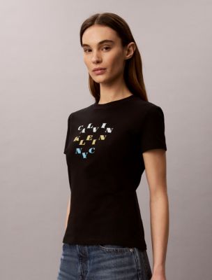 Женские футболки Calvin Klein Slim Tiered Logo Graphic Tee — фото 5