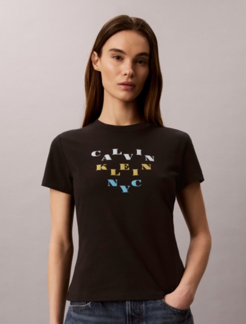 Женские футболки Calvin Klein Slim Tiered Logo Graphic Tee