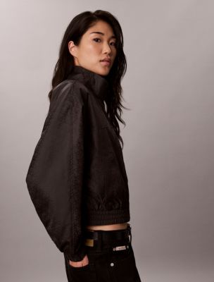 Женские куртки Calvin Klein Emblem Logo Jacquard Windbreaker — фото 5