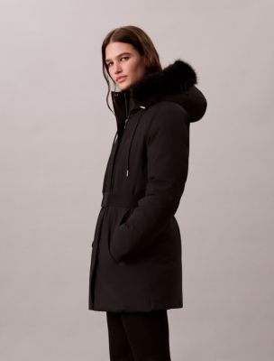 Женская куртка Calvin Klein Faux Fur Hooded Belted Parka, цвет: Чёрный — фото 2