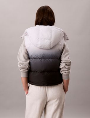 Женский жилет Calvin Klein Ombre Puffer Vest, цвет: Чёрный — фото 4