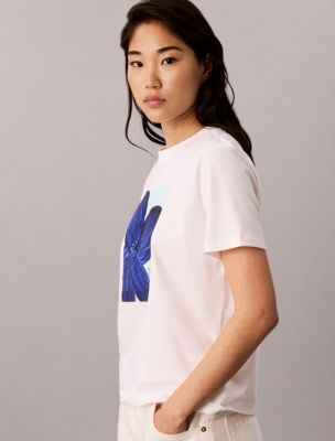 Женские футболки Calvin Klein Floral Graphic Logo Tee — фото 5