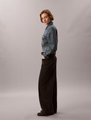 Женская куртка Calvin Klein Cropped Denim Trucker, цвет: Синий — фото 3