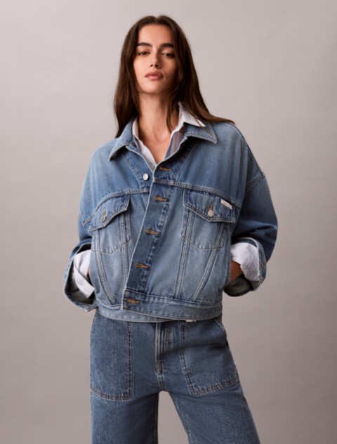 Женские куртки Calvin Klein Relaxed Trucker Denim Jacket