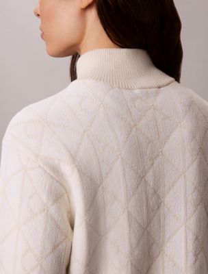Женский свитер Calvin Klein Quilted Chenille Emblem Logo Zip, цвет: Молочный — фото 5