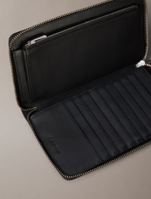 Мужские кошельки Calvin Klein Foil Embossed Zip Wallet — фото 2