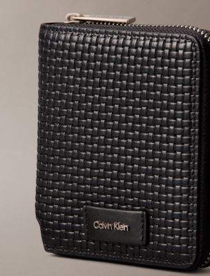 Мужские кошельки Calvin Klein Embossed Woven Zip Billfold Wallet — фото 4