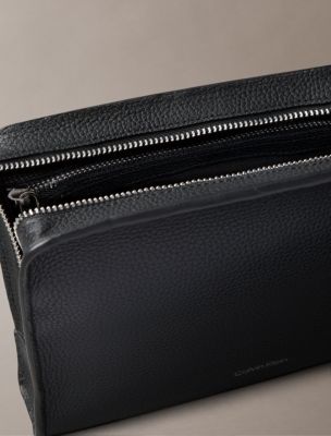 Мужская сумка Calvin Klein Foil Embossed Logo Pouch, цвет: Чёрный — фото 3