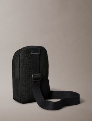 Мужские аксессуары Calvin Klein Bold Monologo Phone Crossbody — фото 2