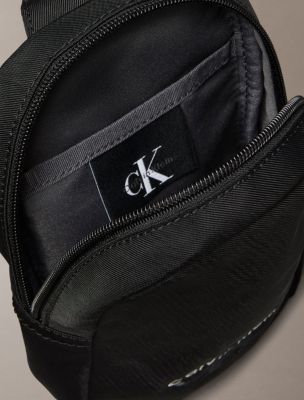 Мужские аксессуары Calvin Klein Bold Monologo Phone Crossbody — фото 3