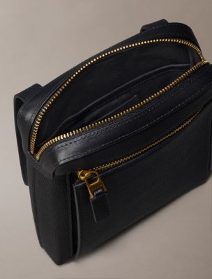 Женские аксессуары Calvin Klein Premium Leather Crossbody — фото 3