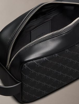 Мужские несессеры Calvin Klein Textured Monogram Dopp Kit, цвет: Чёрный — фото 3