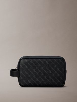 Мужские несессеры Calvin Klein Textured Monogram Dopp Kit, цвет: Чёрный