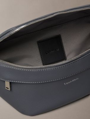 Мужские аксессуары Calvin Klein Raised Logo Waistpack — фото 3