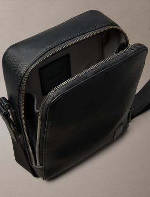 Мужские сумки Calvin Klein Emblem Logo Slim Reporter — фото 3