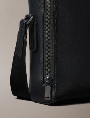 Мужские сумки Calvin Klein Emblem Logo Slim Reporter — фото 4