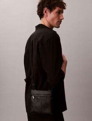 Мужские сумки Calvin Klein Embossed Emblem Logo Crossbody — фото 5