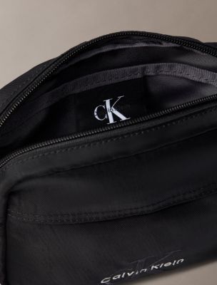 Мужская сумка Calvin Klein Nylon Monologo Crossbody, цвет: Чёрный — фото 3