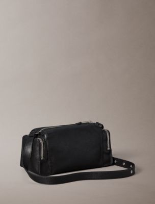 Мужская сумка Calvin Klein Embossed Monologo Zip Flight, цвет: Чёрный — фото 2