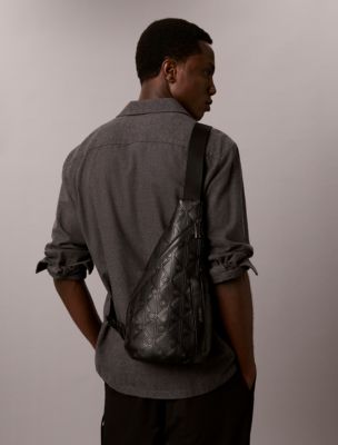 Мужская сумка Calvin Klein Debossed Allover Emblem Logo Sling, цвет: Чёрный — фото 4