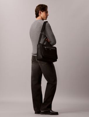 Мужские сумки Calvin Klein Hardware Logo Mixed Flap Messenger — фото 4
