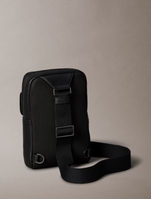 Мужская сумка Calvin Klein Emblem Logo Sling, цвет: Чёрный — фото 2