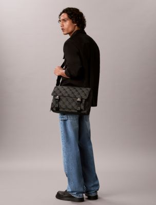 Мужские сумки Calvin Klein Monogram Jacquard Flap Messenger — фото 3