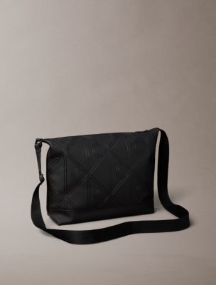 Мужская сумка Calvin Klein Emblem Logo Rubberized Messenger, цвет: Чёрный — фото 2