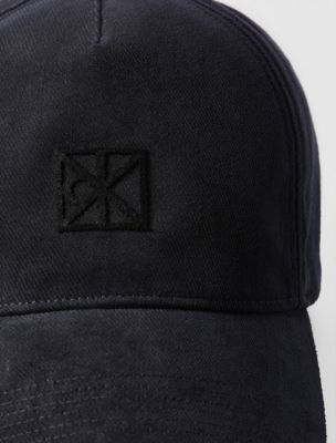 Мужские кепки Calvin Klein Emblem Logo — фото 3