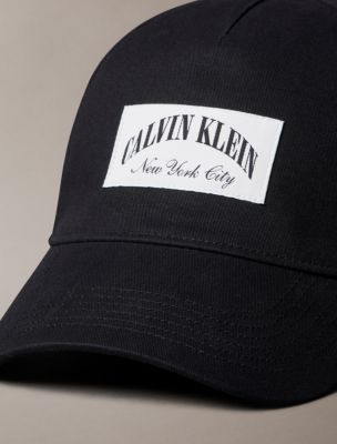 Мужские кепки Calvin Klein Heritage Classic — фото 3