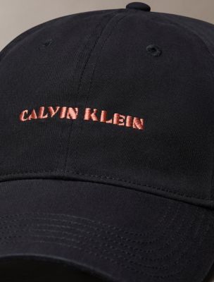 Женские кепки Calvin Klein Embroidered Graphic Logo — фото 3